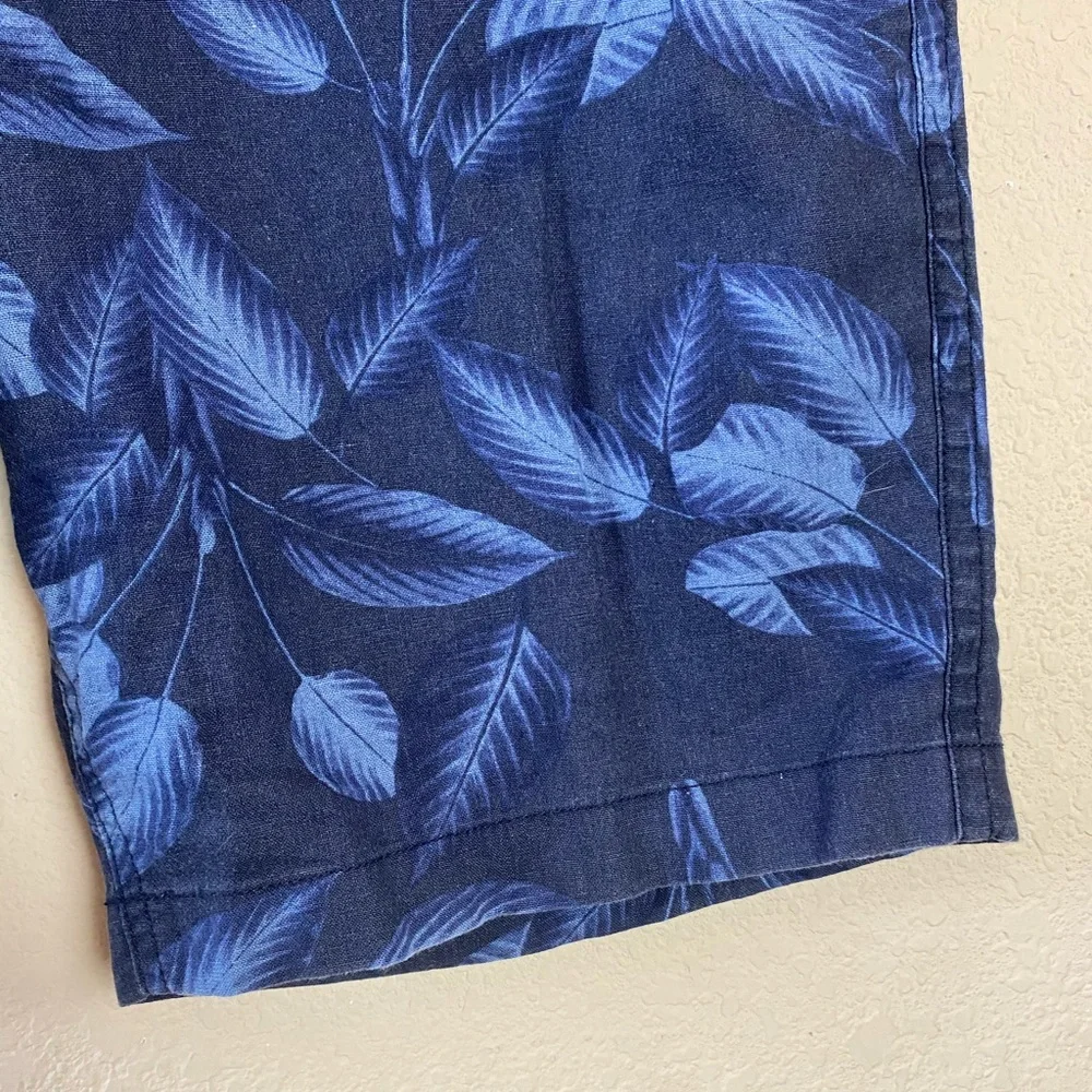 J. Crew Blue Leaf Print Linen Blend Flat Front Shorts Size 34”